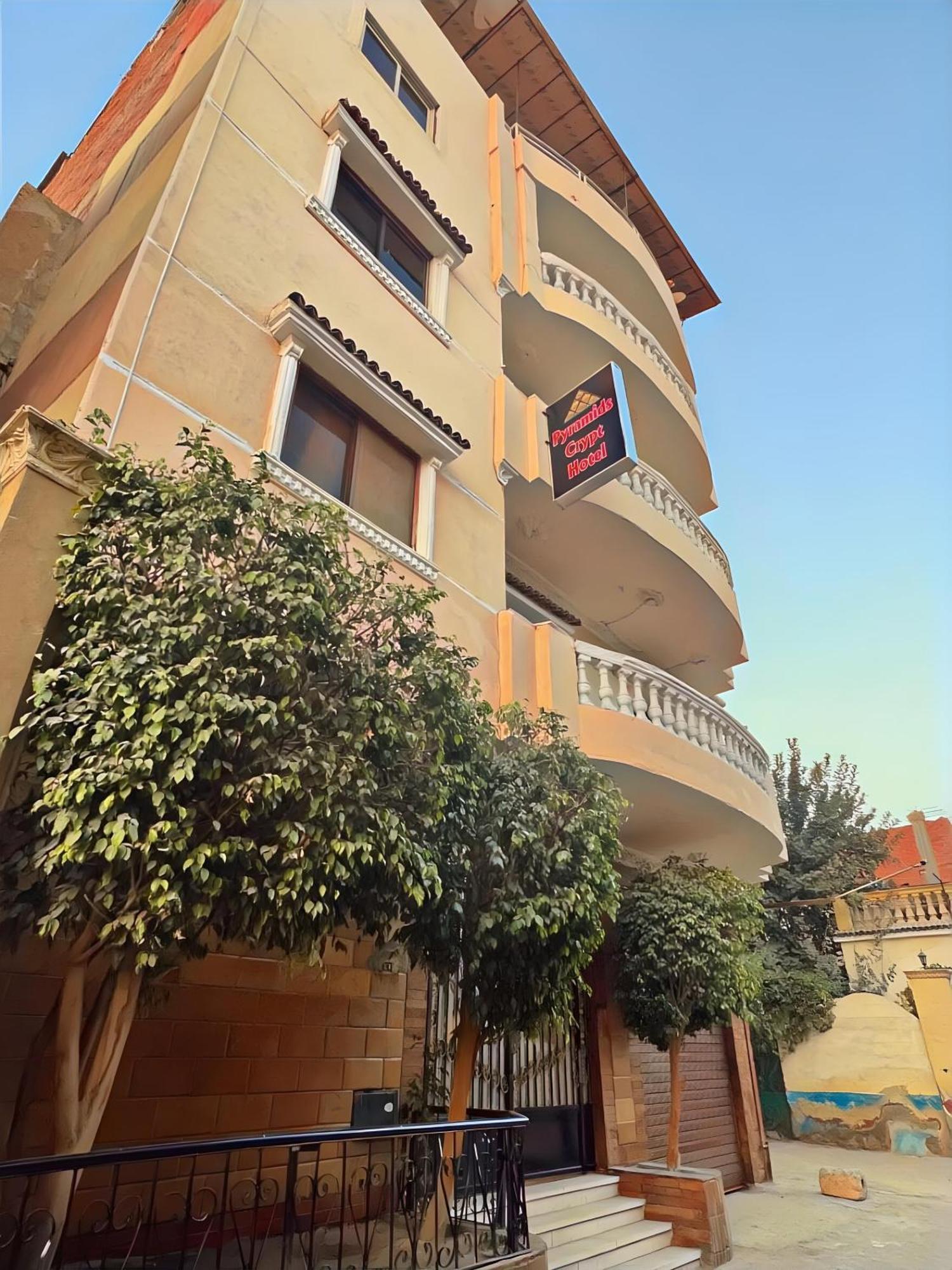 Pharaohs Pyramids Crypt Hotel Cairo