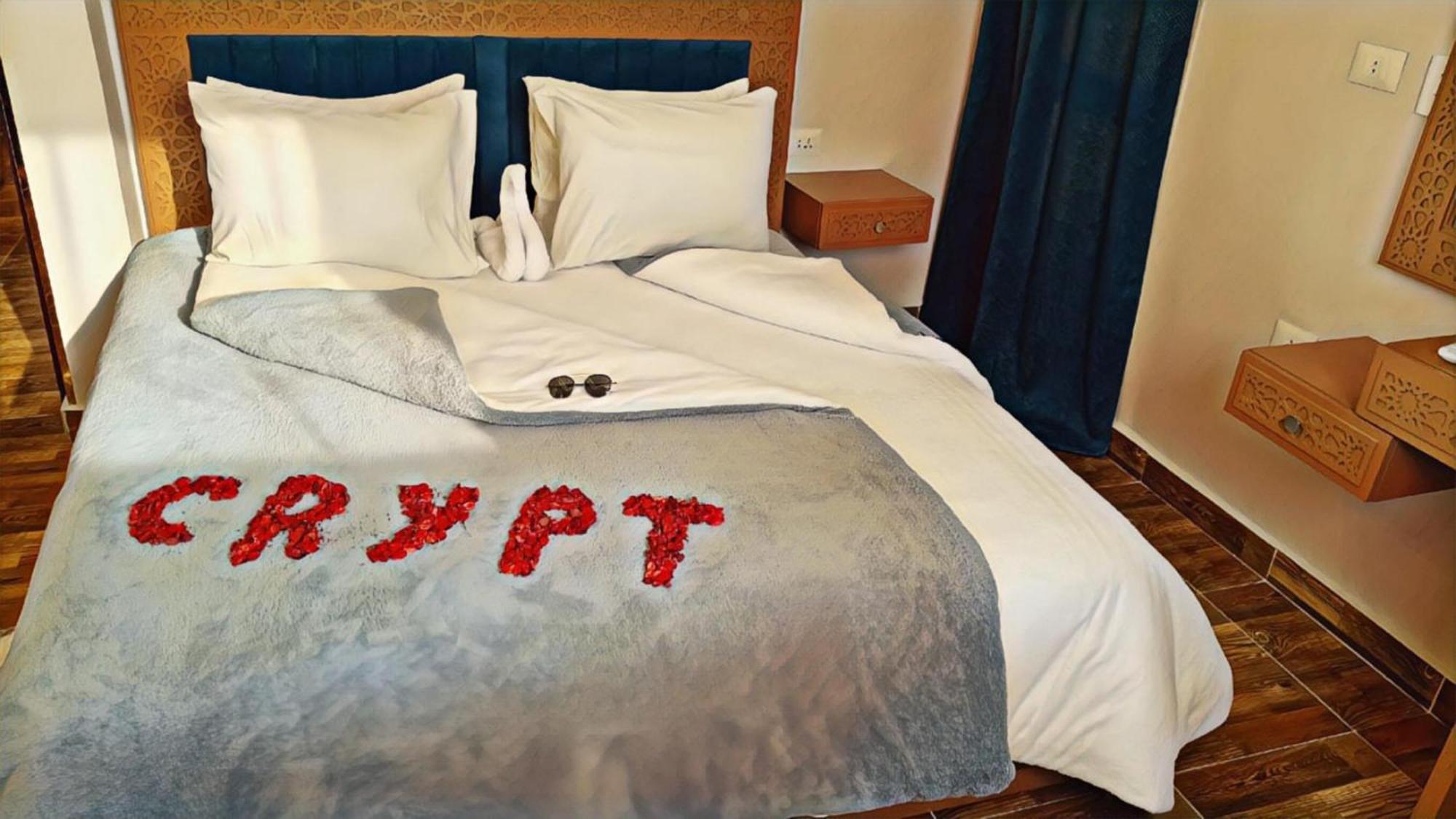 Pharaohs Pyramids Crypt Hotel