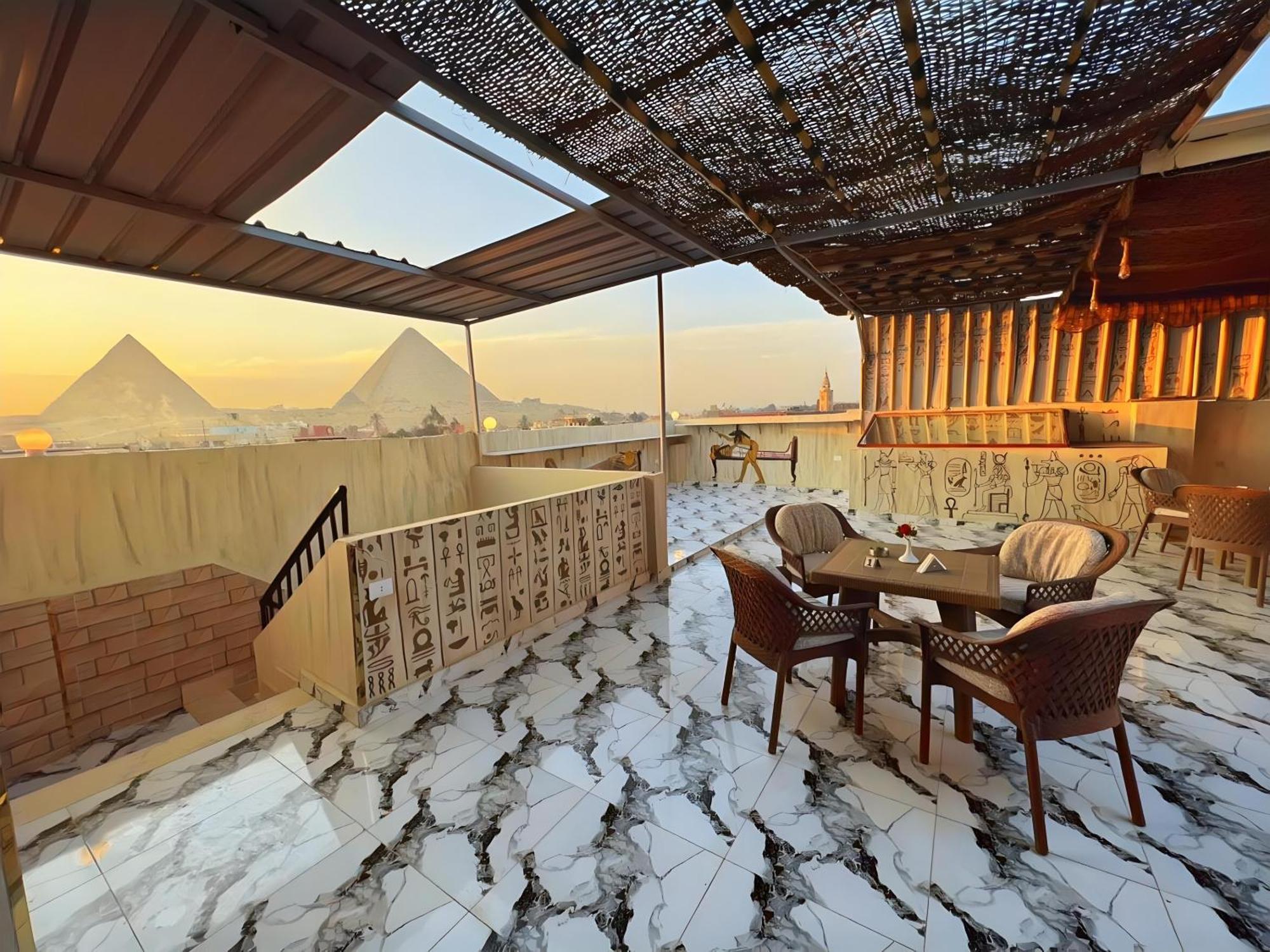 Hotel Pharaohs Pyramids Crypt Cairo