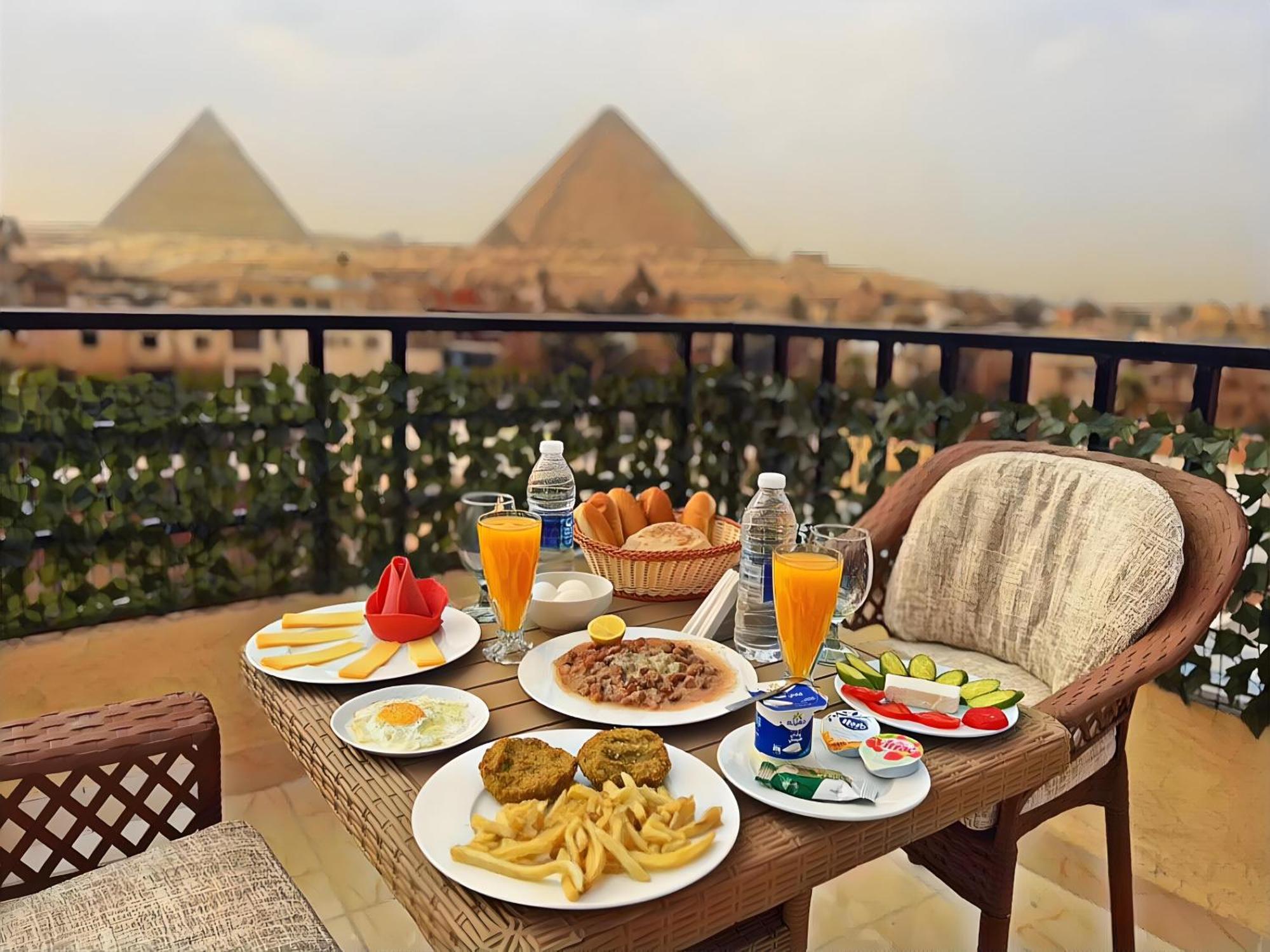 Hotel Pharaohs Pyramids Crypt 5*